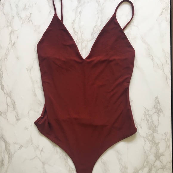 V cut bodysuit - Picture 4 of 4